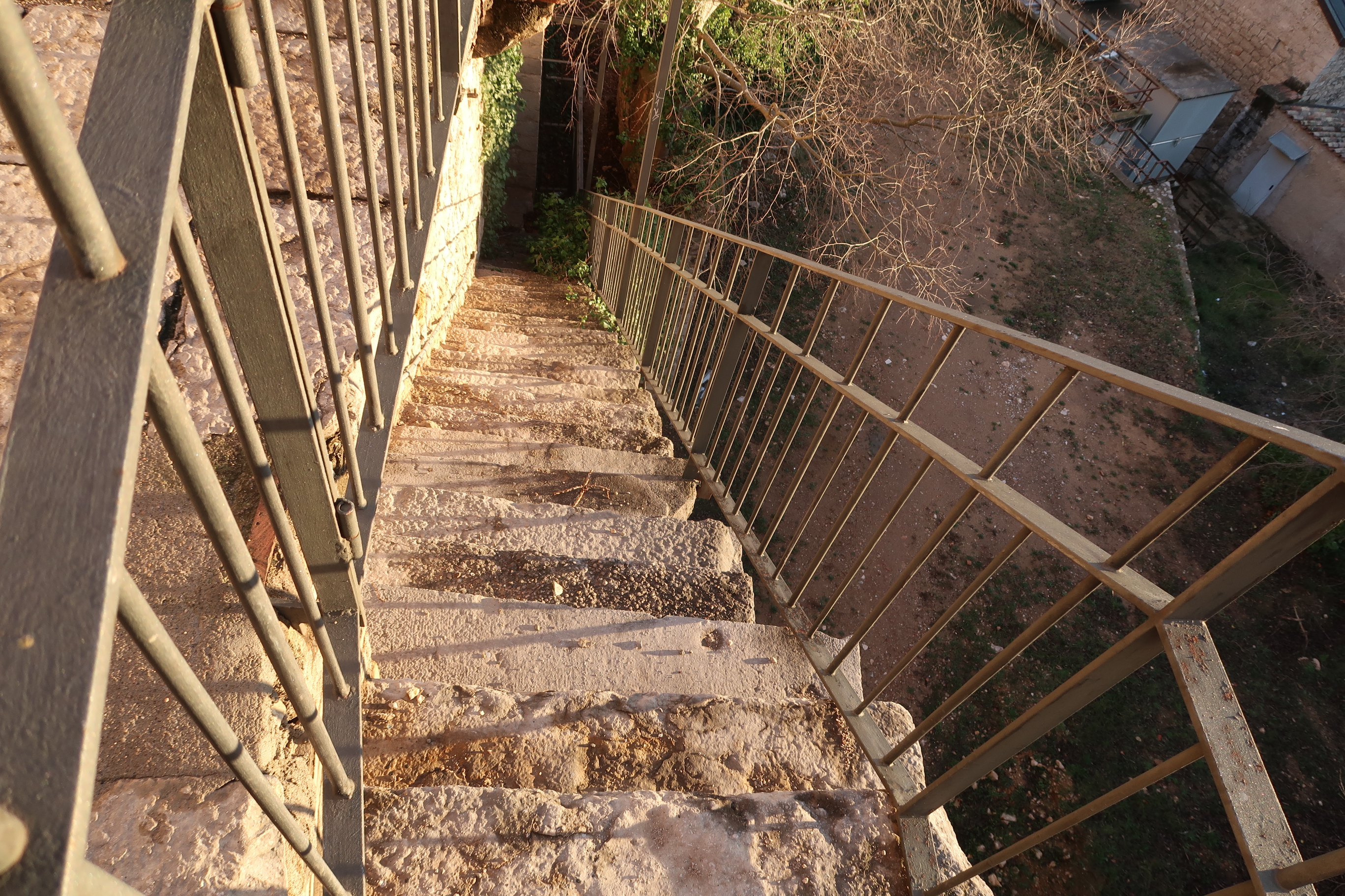 3798941E-3984-46E6-8E35-A298974F99BA