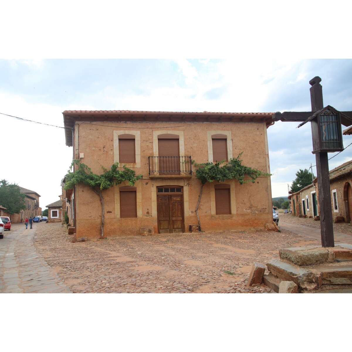 file-f9afdef4-f964-4207-bd56-a3a8d55b0444-1921-000000d57209d80e